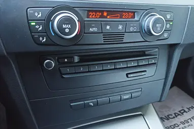 BMW 318d Touring Toledoblau Metallic +Első Tulajdonostól +Friss Műszaki +3X-s GARANCIA !!