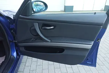 BMW 318d Touring Toledoblau Metallic +Első Tulajdonostól +Friss Műszaki +3X-s GARANCIA !!