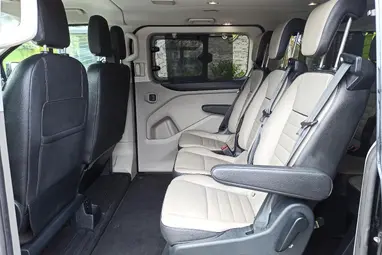 FORD TRANSIT Tourneo Custom 2.0 TDCi 320 L1H1 Titanium (Automata) (9 személyes ) Shadow Black +Eredeti Mo.+1. tulaj +Keveset futott +3X-s GARANCIA !!