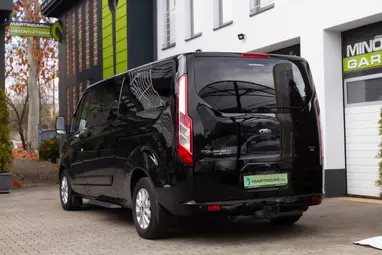 FORD TRANSIT Tourneo Custom 2.0 TDCi 320 L1H1 Titanium (Automata) (9 személyes ) Shadow Black +Eredeti Mo.+1. tulaj +Keveset futott +3X-s GARANCIA !!