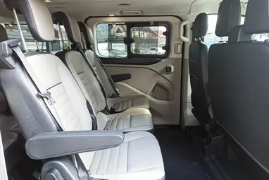 FORD TRANSIT Tourneo Custom 2.0 TDCi 320 L1H1 Titanium (Automata) (9 személyes ) Shadow Black +Eredeti Mo.+1. tulaj +Keveset futott +3X-s GARANCIA !!