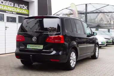 VOLKSWAGEN TOURAN 1.4 TSI Highline DSG [7 személy] Deep Black Pearl +1.Tulajdonostól +Vezetett Szervizkönyv +3X-s GARANCIA !!