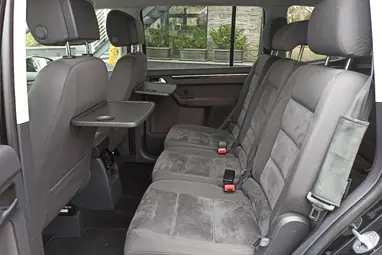 VOLKSWAGEN TOURAN 1.4 TSI Highline DSG [7 személy] Deep Black Pearl +1.Tulajdonostól +Vezetett Szervizkönyv +3X-s GARANCIA !!