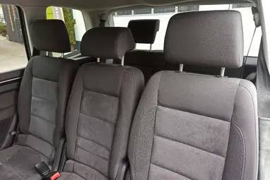 VOLKSWAGEN TOURAN 1.4 TSI Highline DSG [7 személy] Deep Black Pearl +1.Tulajdonostól +Vezetett Szervizkönyv +3X-s GARANCIA !!