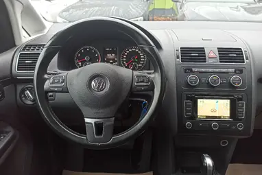 VOLKSWAGEN TOURAN 1.4 TSI Highline DSG [7 személy] Deep Black Pearl +1.Tulajdonostól +Vezetett Szervizkönyv +3X-s GARANCIA !!