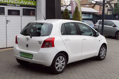 TOYOTA YARIS 1.3 Terra Ice Polar White +Első Tulajdonostól +Keveset futott +3X-s GARANCIA !!