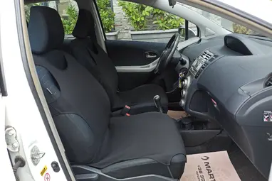 TOYOTA YARIS 1.3 Terra Ice Polar White +Első Tulajdonostól +Keveset futott +3X-s GARANCIA !!