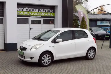 TOYOTA YARIS 1.3 Terra Ice Polar White +Első Tulajdonostól +Keveset futott +3X-s GARANCIA !!