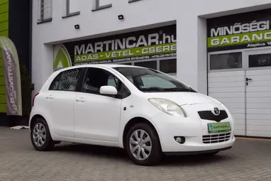 TOYOTA YARIS 1.3 Terra Ice Polar White +Első Tulajdonostól +Keveset futott +3X-s GARANCIA !!