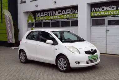 TOYOTA YARIS 1.3 Terra Ice Polar White +Első Tulajdonostól +Keveset futott +3X-s GARANCIA !!