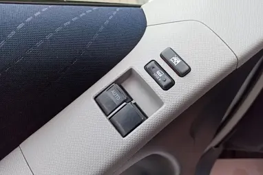 TOYOTA YARIS 1.3 Terra Ice Polar White +Első Tulajdonostól +Keveset futott +3X-s GARANCIA !!