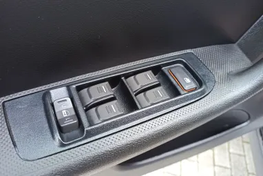 HUMMER H3 3.7 Adventure (Automata) Star Silver Metallic +3X-s GARANCIA !!