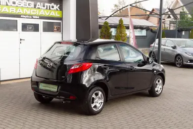 MAZDA 2 1.3 CE Pro Brilliant Black +1.Tulajdonos +Keveset futott +3X-s GARANCIA !!