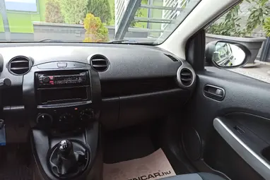 MAZDA 2 1.3 CE Pro Brilliant Black +1.Tulajdonos +Keveset futott +3X-s GARANCIA !!