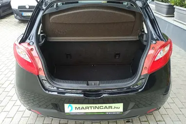 MAZDA 2 1.3 CE Pro Brilliant Black +1.Tulajdonos +Keveset futott +3X-s GARANCIA !!