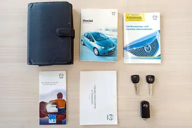 MAZDA 2 1.3 CE Pro Brilliant Black +1.Tulajdonos +Keveset futott +3X-s GARANCIA !!