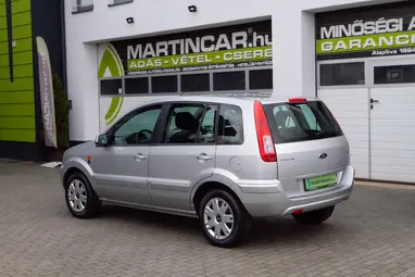 FORD FUSION 1.4 Style Polar Silver Metallic +CSAK 25E. km +Első Tulajdonostól +3X-s GARANCIA !!