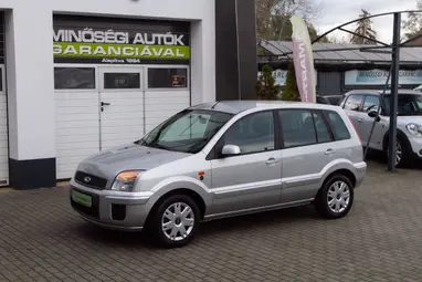 FORD FUSION 1.4 Style Polar Silver Metallic +CSAK 25E. km +Első Tulajdonostól +3X-s GARANCIA !!