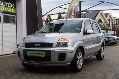 FORD FUSION 1.4 Style Polar Silver Metallic +CSAK 25E. km +Első Tulajdonostól +3X-s GARANCIA !!