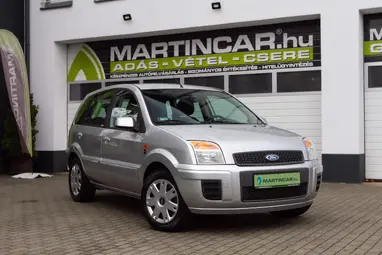 FORD FUSION 1.4 Style Polar Silver Metallic +CSAK 25E. km +Első Tulajdonostól +3X-s GARANCIA !!