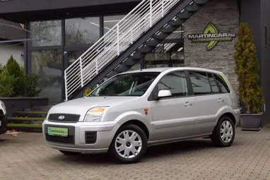 FORD FUSION 1.4 Style Polar Silver Metallic +CSAK 25E. km +Első Tulajdonostól +3X-s GARANCIA !!