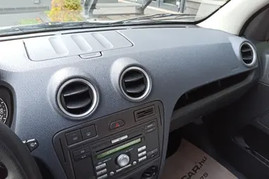 FORD FUSION 1.4 Style Polar Silver Metallic +CSAK 25E. km +Első Tulajdonostól +3X-s GARANCIA !!