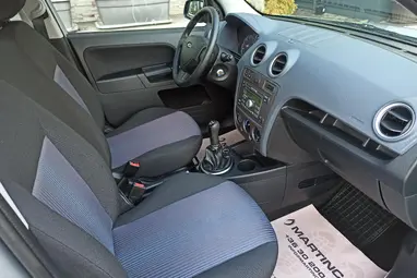 FORD FUSION 1.4 Style Polar Silver Metallic +CSAK 25E. km +Első Tulajdonostól +3X-s GARANCIA !!