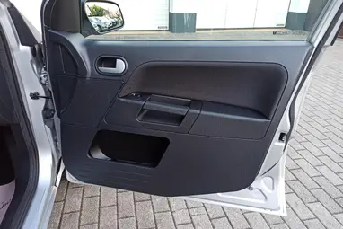 FORD FUSION 1.4 Style Polar Silver Metallic +CSAK 25E. km +Első Tulajdonostól +3X-s GARANCIA !!