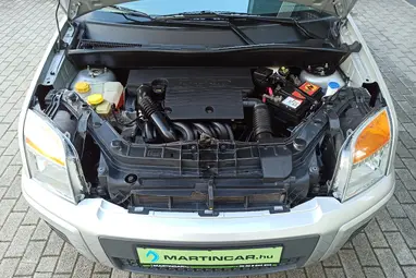 FORD FUSION 1.4 Style Polar Silver Metallic +CSAK 25E. km +Első Tulajdonostól +3X-s GARANCIA !!