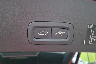 VOLVO XC40 1.5 [T4] Recharge R-Design Expression Geartronic Fusion Red Metallic +Erdeti Magyar Autó +CSAK 41.E km +3X-s GARANCIA !!