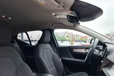 VOLVO XC40 1.5 [T4] Recharge R-Design Expression Geartronic Fusion Red Metallic +Erdeti Magyar Autó +CSAK 41.E km +3X-s GARANCIA !!