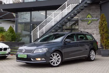 VOLKSWAGEN PASSAT VII Variant 2.0 CR TDI Comfortline BMT Island Grey +Első Tulajdonostól +Vezetett Szervizkönyv +3X-s GARANCIA !!