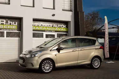 FORD B-MAX 1.4 Trend Arizona Beige +Első Tulajdonostól +Panoráma +3X-s GARANCIA !!