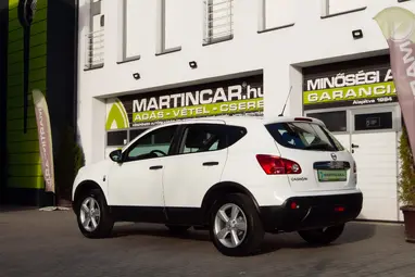 NISSAN QASHQAI 1.6 Visia 2WD White +Első Tulajdonostól +Keveset futott +3X-s GARANCIA !!