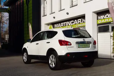 NISSAN QASHQAI 1.6 Visia 2WD White +Első Tulajdonostól +Keveset futott +3X-s GARANCIA !!