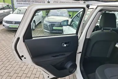 NISSAN QASHQAI 1.6 Visia 2WD White +Első Tulajdonostól +Keveset futott +3X-s GARANCIA !!