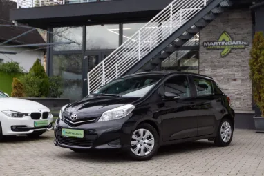 TOYOTA YARIS 1.0 Active Black Sand Pearl +Első Tulajdonostól +3X-s GARANCIA !!