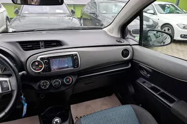 TOYOTA YARIS 1.0 Active Black Sand Pearl +Első Tulajdonostól +3X-s GARANCIA !!