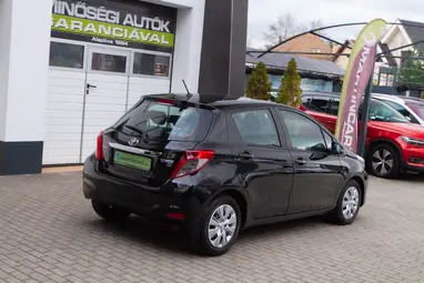 TOYOTA YARIS 1.0 Active Black Sand Pearl +Első Tulajdonostól +3X-s GARANCIA !!