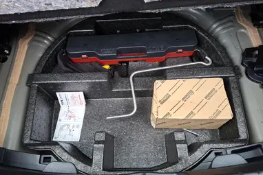 TOYOTA YARIS 1.0 Active Black Sand Pearl +Első Tulajdonostól +3X-s GARANCIA !!