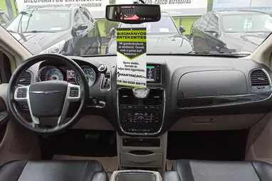 CHRYSLER TOWN & COUNTRY Black Crystal 7 Személyes +1.Mo-i Tulajdonos +Keveset futott +3X-s GARANCIA !!