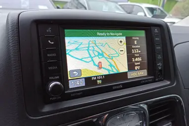 CHRYSLER TOWN & COUNTRY Black Crystal 7 Személyes +1.Mo-i Tulajdonos +Keveset futott +3X-s GARANCIA !!