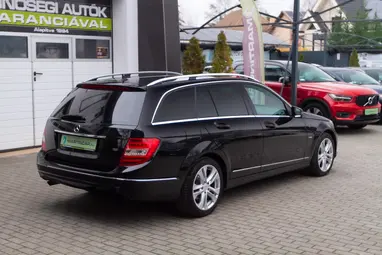 MERCEDES-BENZ C 180 T BlueEFFICIENCY Avantgarde Obsidian Black Metallic +Első Tulajdonostól +Friss Műszaki +3X-s GARANCIA !!