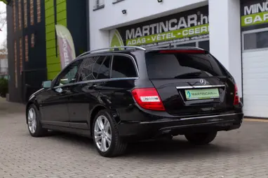 MERCEDES-BENZ C 180 T BlueEFFICIENCY Avantgarde Obsidian Black Metallic +Első Tulajdonostól +Friss Műszaki +3X-s GARANCIA !!