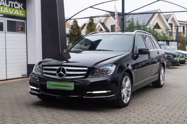 MERCEDES-BENZ C 180 T BlueEFFICIENCY Avantgarde Obsidian Black Metallic +Első Tulajdonostól +Friss Műszaki +3X-s GARANCIA !!