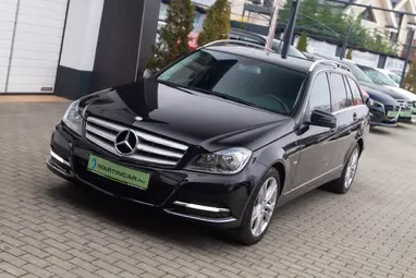 MERCEDES-BENZ C 180 T BlueEFFICIENCY Avantgarde Obsidian Black Metallic +Első Tulajdonostól +Friss Műszaki +3X-s GARANCIA !!