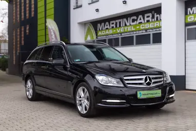 MERCEDES-BENZ C 180 T BlueEFFICIENCY Avantgarde Obsidian Black Metallic +Első Tulajdonostól +Friss Műszaki +3X-s GARANCIA !!