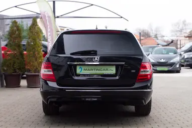 MERCEDES-BENZ C 180 T BlueEFFICIENCY Avantgarde Obsidian Black Metallic +Első Tulajdonostól +Friss Műszaki +3X-s GARANCIA !!