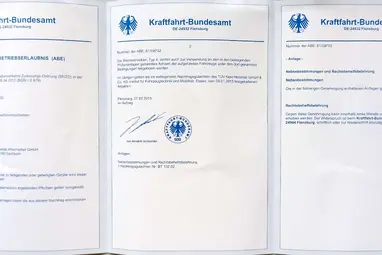 MERCEDES-BENZ C 180 T BlueEFFICIENCY Avantgarde Obsidian Black Metallic +Első Tulajdonostól +Friss Műszaki +3X-s GARANCIA !!