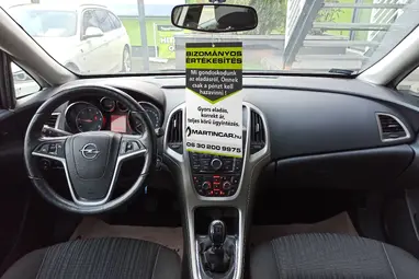 OPEL ASTRA J Sports Tourer 2.0 CDTI Cosmo Silver Lake Metallic +1.Mo-i Tulaj +Vezérlés csere +3X-s GARANCIA !!